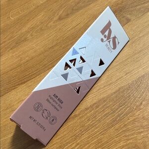 New LYS Highlighter in Genuine rose gold